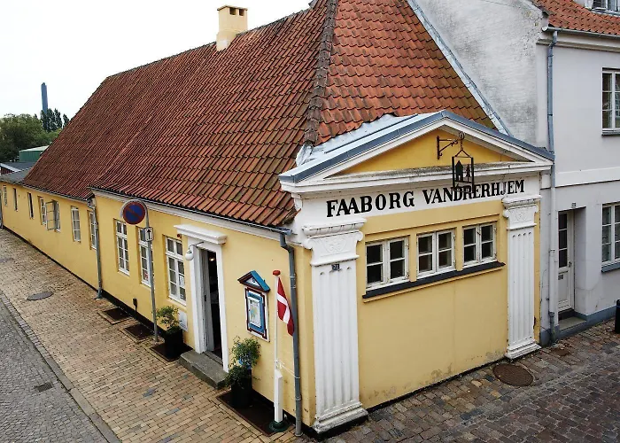 Faaborg Vandrehjem Hostel *